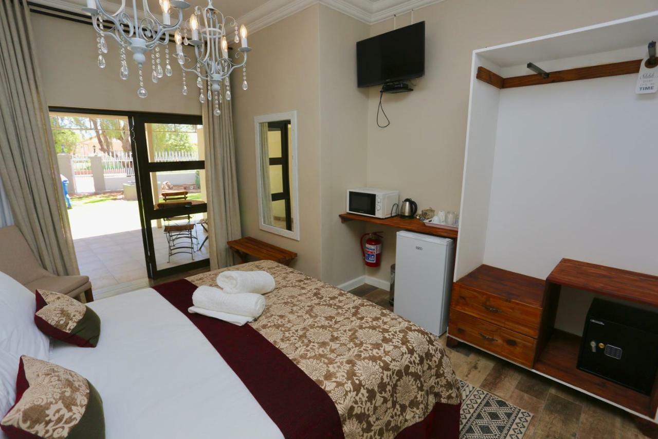 Boutique Guesthouse Mariental Exterior photo